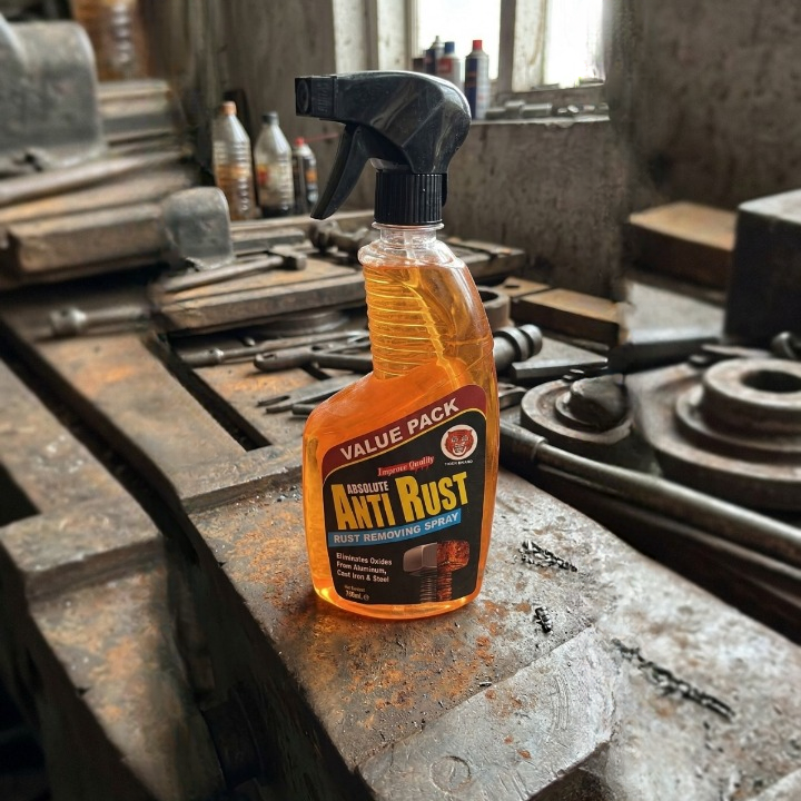 Anti Rust Remover Spray 750ml | Heavy Duty Rust Cleaner for Metal Surfaces | Fast-Acting Rust & Oxidation Removal Solution